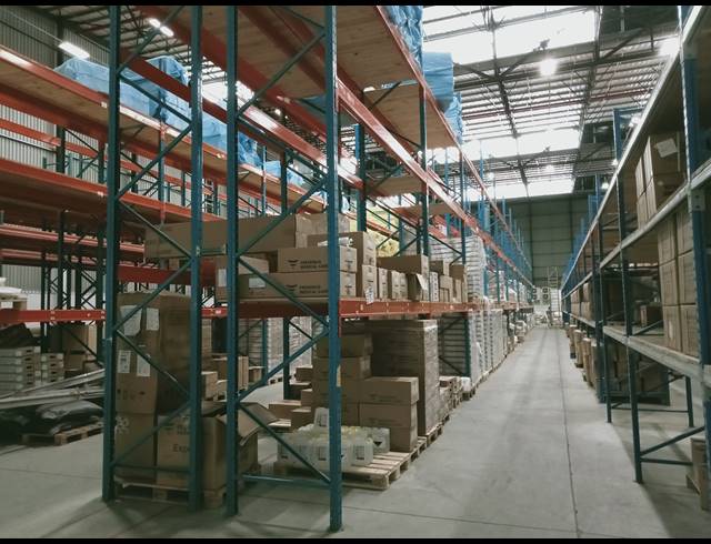 3,213M² WAREHOUSE TO LET IN AIRPORT INDUSTRIA